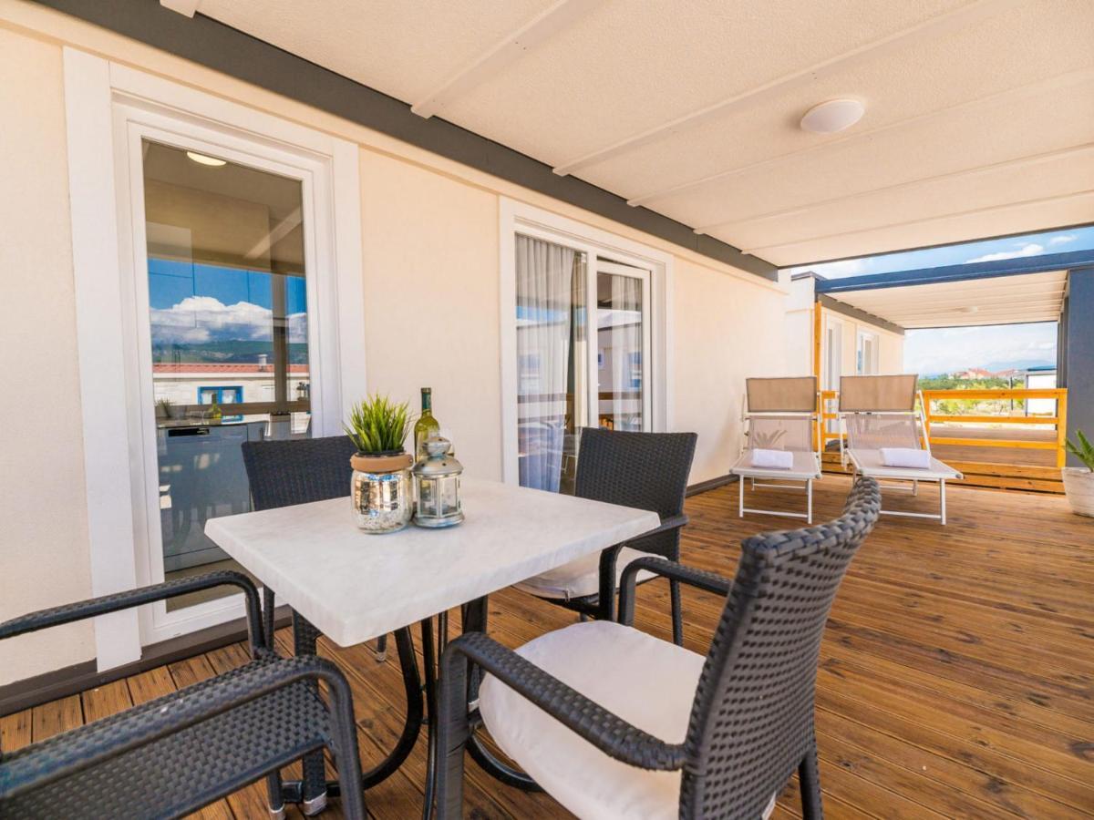 Holiday Home Seaside Mobile Home By Interhome Silo  Luaran gambar