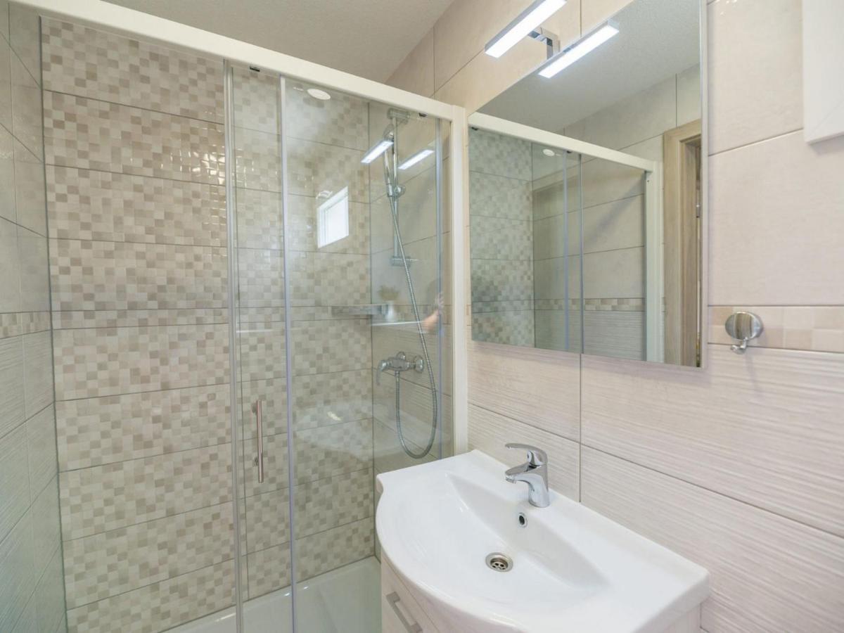 Holiday Home Seaside Mobile Home By Interhome Silo  Luaran gambar